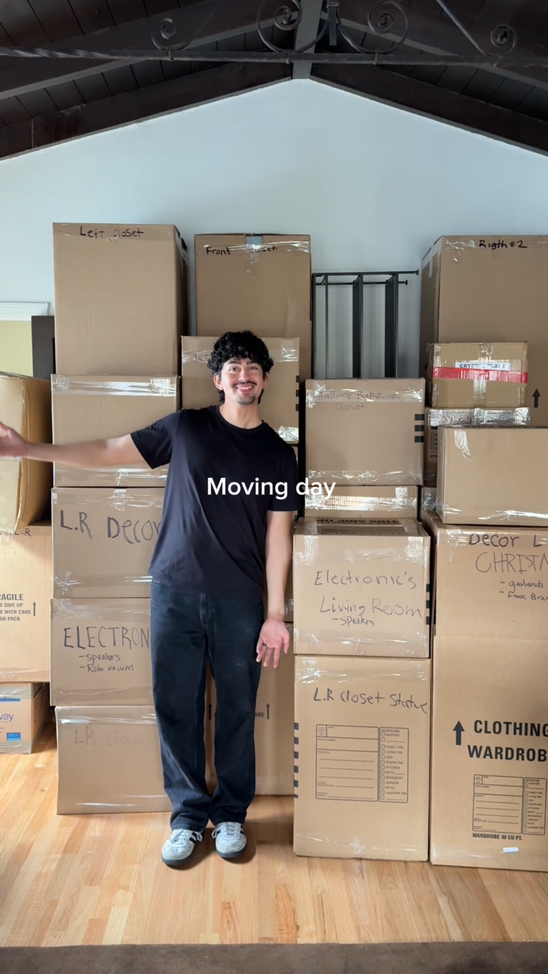 How Marco Zamora moved into his Dream Los Angeles Apartment with Lugg On-Demand Movers