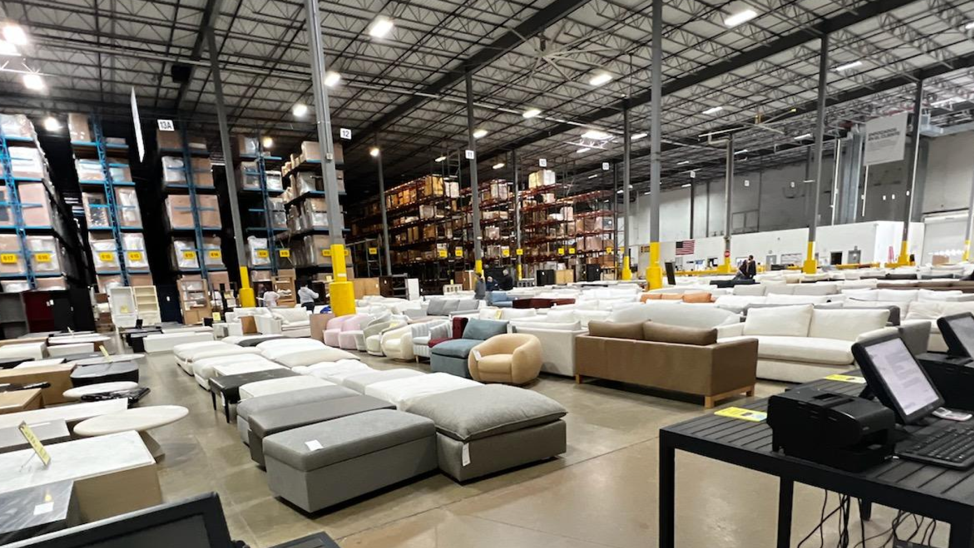 18 Discount Furniture Outlets You Need To Know About | Lugg On-Demand Movers